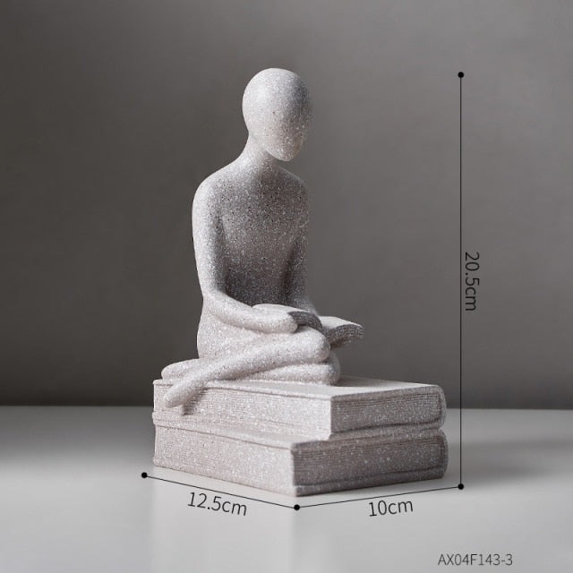 Cuddle Me - Nordic Abstract Embrace Couple Sculpture