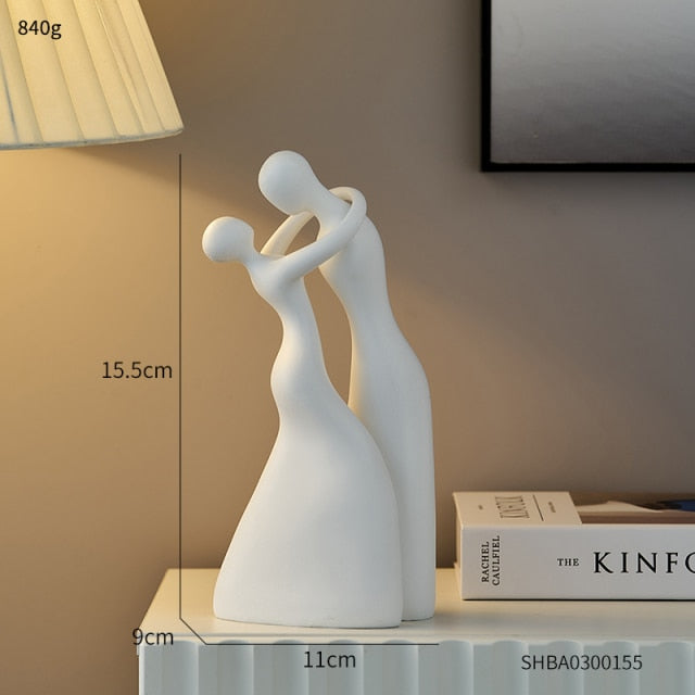 Cuddle Me - Nordic Abstract Embrace Couple Sculpture